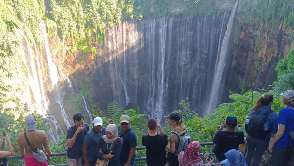 percutian surabaya ijen blue fire