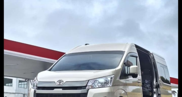 hiace premio medan