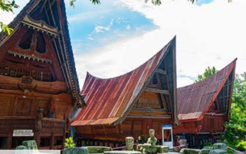 wisata danau toba yang wajib dikunjungi