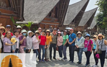 medan lake toba tour package from malaysia price